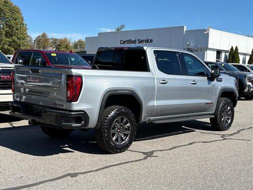 2025 GMC Sierra 1500 AT4X
