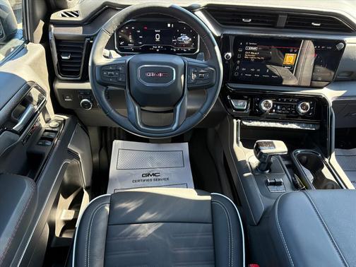 2025 GMC Sierra 1500 AT4X