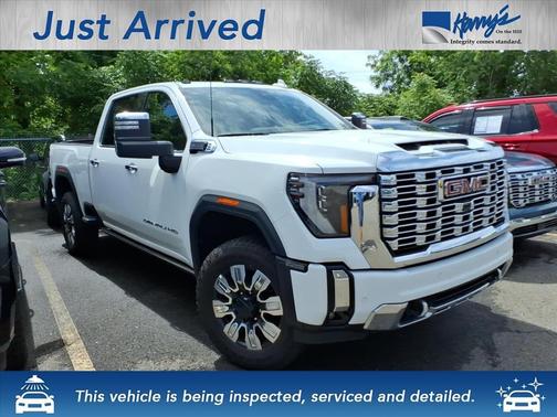 Summit White 2025 GMC Sierra 2500 Denali