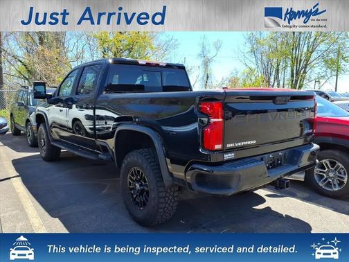 Black 2025 Chevrolet Silverado 2500 ZR2