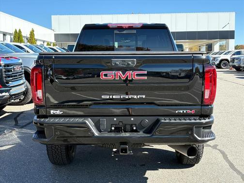 2023 GMC Sierra 2500 AT4