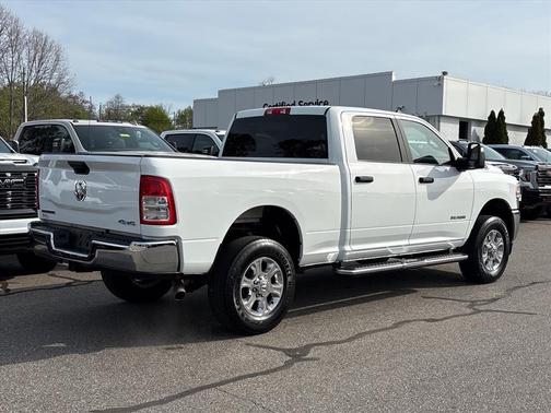 Bright White Clearcoat 2024 RAM 2500 Big Horn