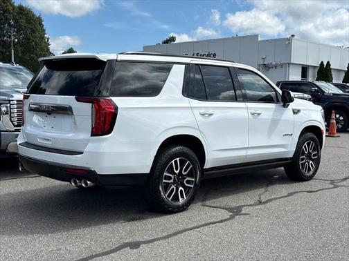 2024 GMC Yukon AT4