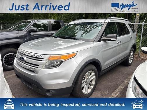 Select 2013 Ford Explorer XLT