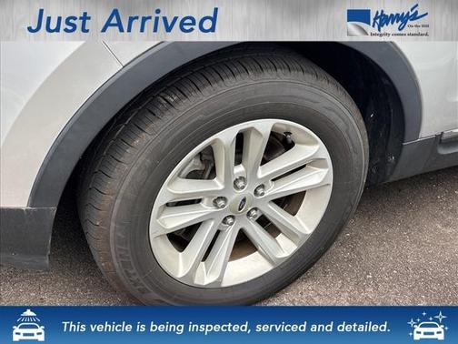 Select 2013 Ford Explorer XLT
