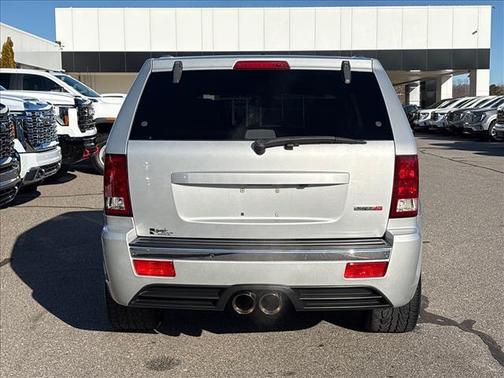 2006 Jeep Grand Cherokee SRT8