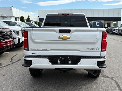2025 Chevrolet Silverado 2500 High Country