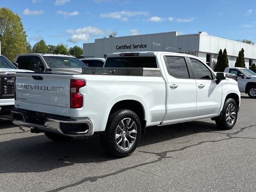 Summit White 2023 Chevrolet Silverado 1500 LT