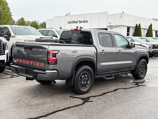 Gun Metallic 2022 Nissan Frontier PRO-4X