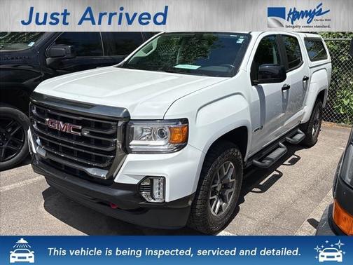 Summit White 2022 GMC Canyon AT4