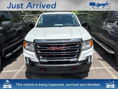 Summit White 2022 GMC Canyon AT4