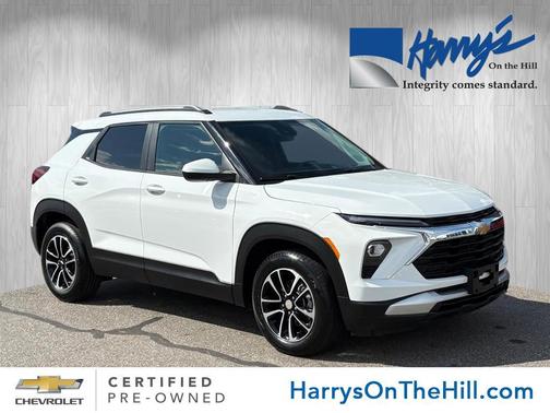 Summit White 2025 Chevrolet Trailblazer LT SUV