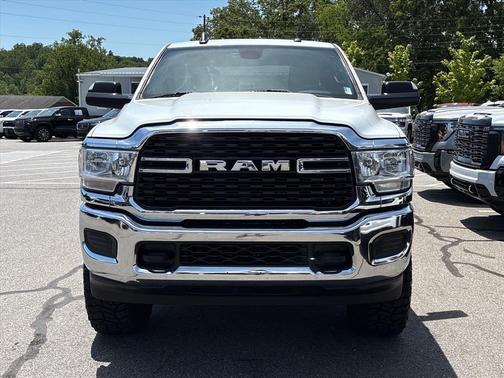 Bright White Clearcoat 2022 RAM 2500 Big Horn