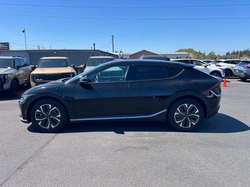 Aurora Black 2024 Kia EV6 Light