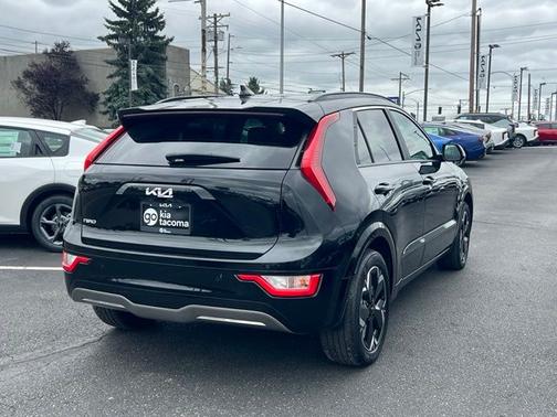 Aurora Black 2024 Kia Niro EV Wind