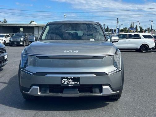 Pebble 2024 Kia EV9 Light