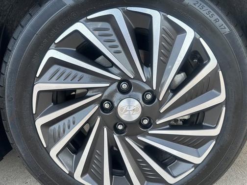 2023 Hyundai SONATA Hybrid Limited