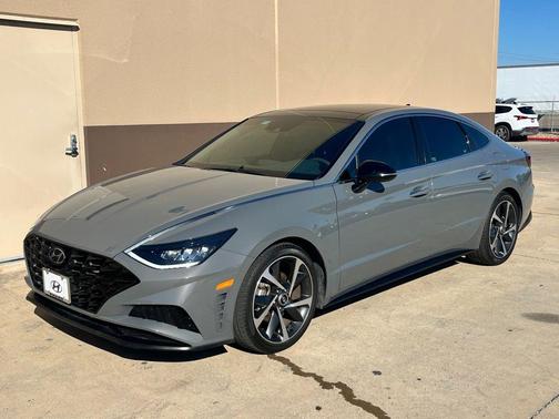 2022 Hyundai SONATA SEL Plus