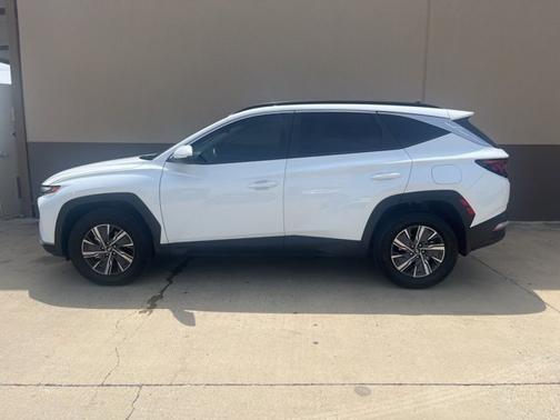 2024 Hyundai TUCSON Hybrid Blue