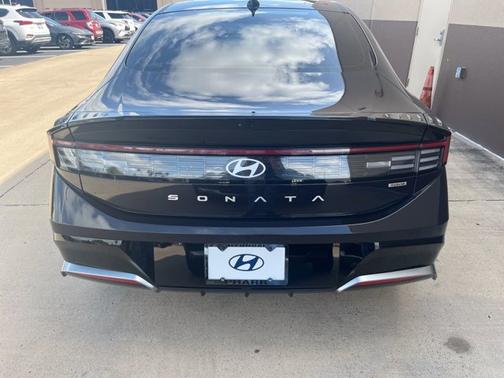 2024 Hyundai SONATA Hybrid SEL