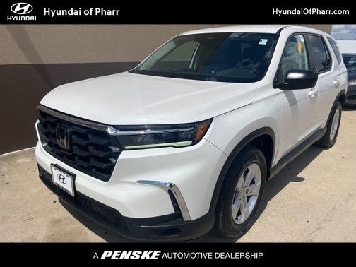 2023 Honda Pilot 2WD LX