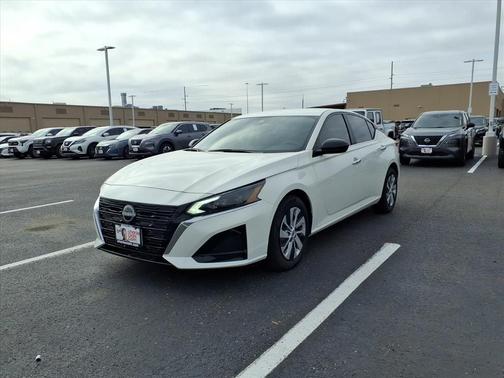 2025 Nissan Altima S FWD