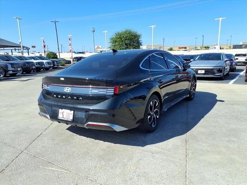 2025 Hyundai SONATA SEL