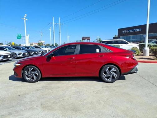 2025 Hyundai ELANTRA HEV SEL Sport