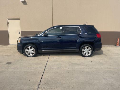 2017 GMC Terrain SLE-1