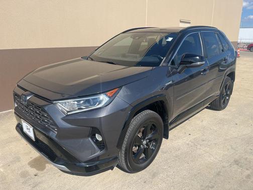 2019 Toyota RAV4 Hybrid SE