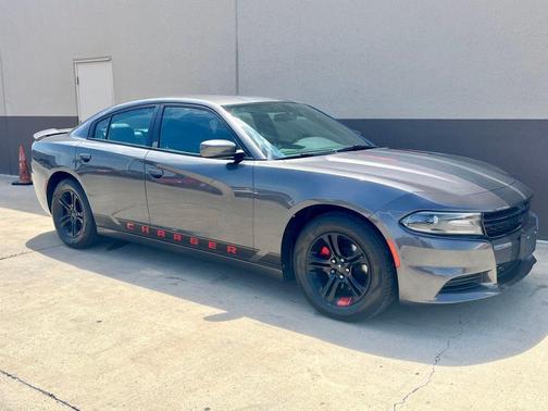 2020 Dodge Charger SXT
