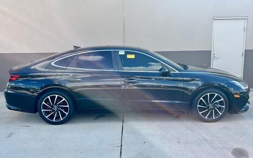 2021 Hyundai SONATA Limited