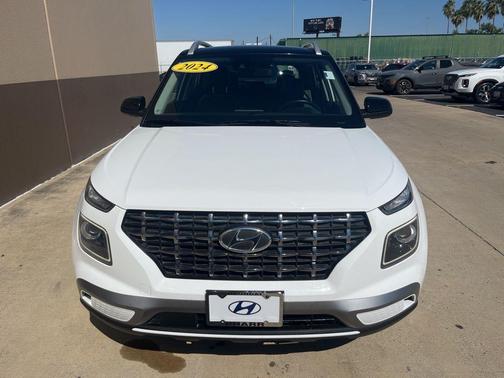 2024 Hyundai VENUE Limited