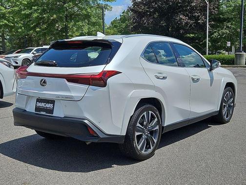 2024 Lexus UX 250h Base
