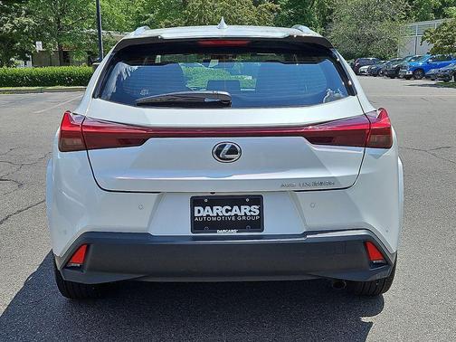 2024 Lexus UX 250h Base