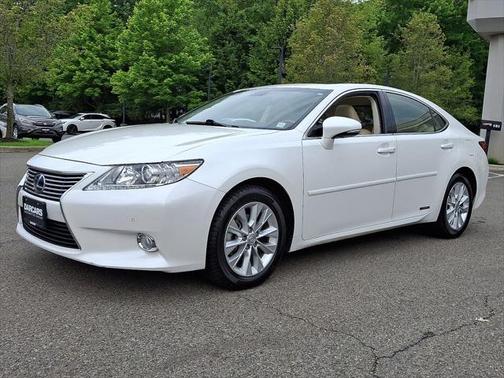 2013 Lexus ES 300h Base