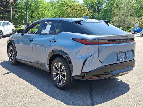 2025 Lexus RZ 450e Premium
