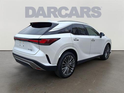 Iridium 2026 Lexus IS 350 Base