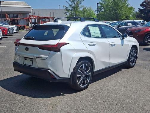2025 Lexus UX 300h Premium