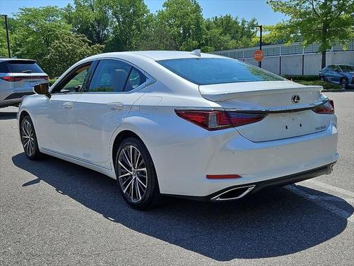 2025 Lexus ES 350 Premium