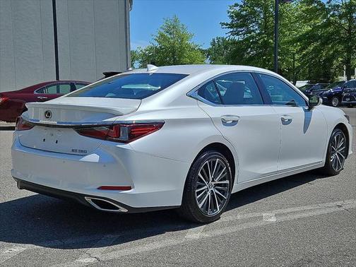 2025 Lexus ES 350 Premium