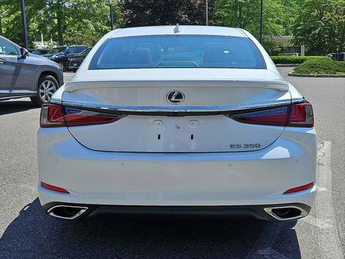 2025 Lexus ES 350 Premium