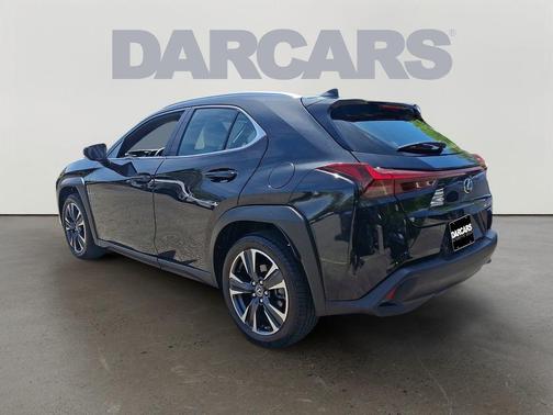 Caviar 2023 Lexus UX 250h Base