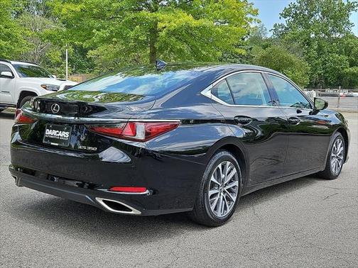 2022 Lexus ES 350 Base