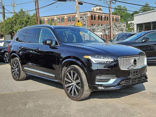 2022 Volvo XC90 T6 Inscription