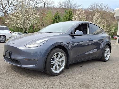 2023 Tesla Model Y Long Range Dual Motor All-Wheel Drive