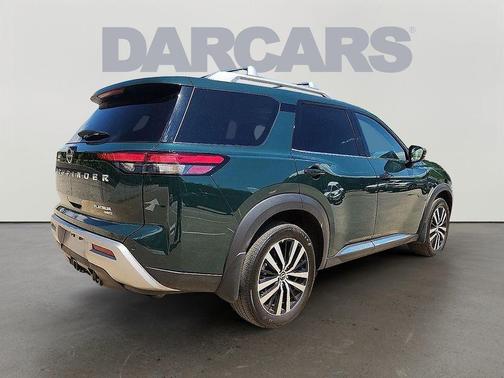 2024 Nissan Pathfinder Platinum 4WD