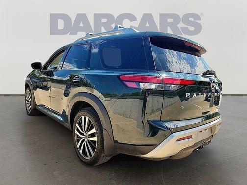 2024 Nissan Pathfinder Platinum 4WD
