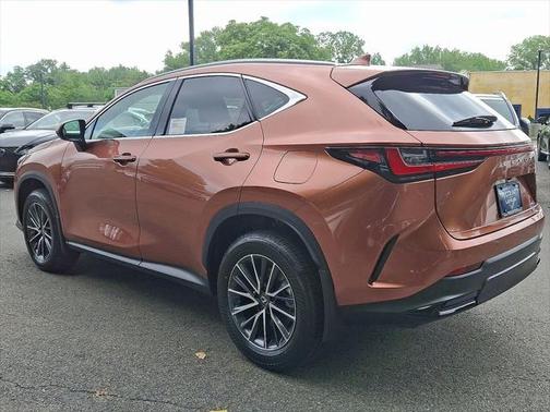2025 Lexus NX 350h Premium