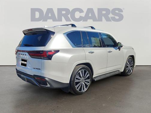 2025 Lexus LX 700h Luxury